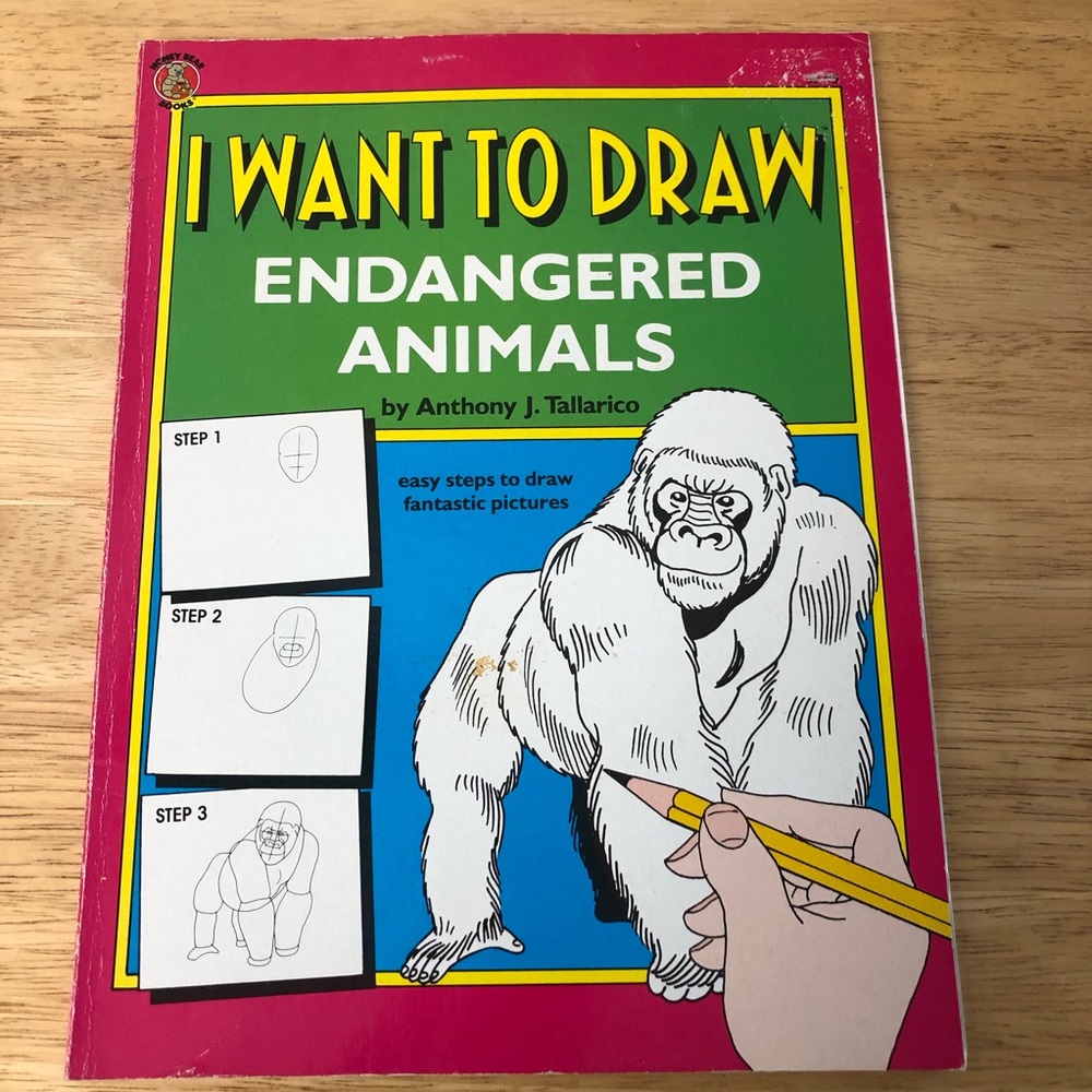 I WANT TO DRAW ENDANGERED ANIMALS BOOK.